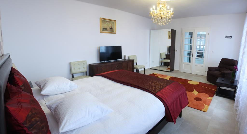 Casa Graef Apartment Брашов Екстериор снимка
